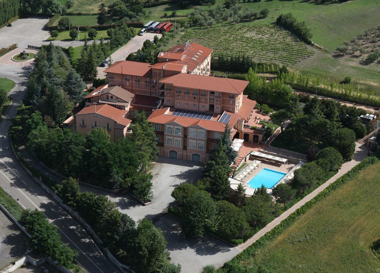 Relais La Fattoria Hotel Melfi Eksteriør billede